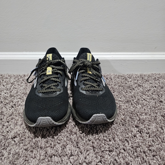 Brooks Women Anthem 5 Size 7 Running Sneakers - Picture 3 of 9